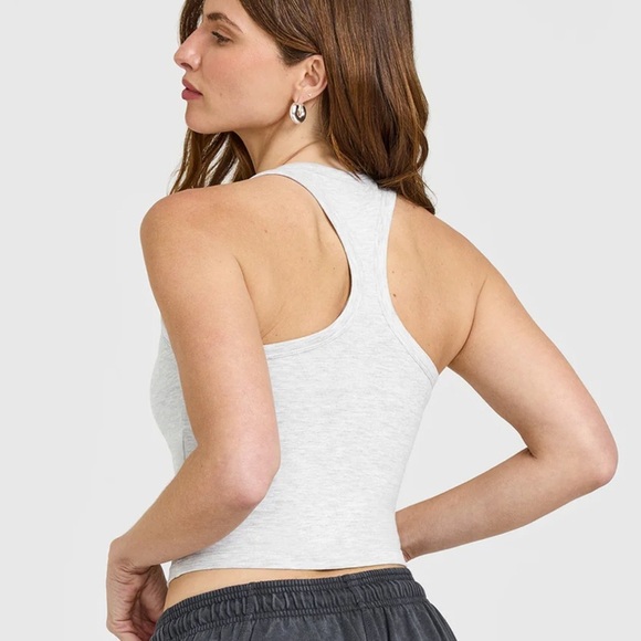 NWT [Oner Active] Fitted Racerback Cropped Light Grey Tank Top Women’s X-Large - Picture 4 of 15
